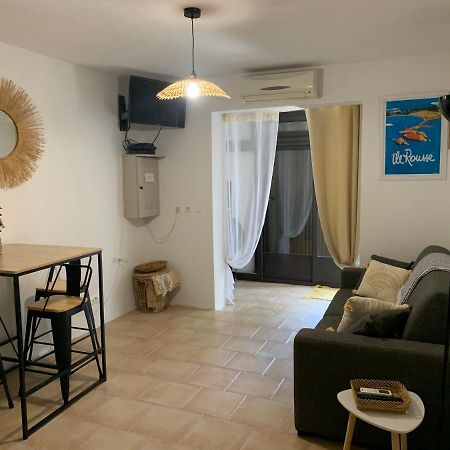 Studio tout équipé de 27m2, à 100m de la mer, et 500m des commerces Algajola  Esterno foto
