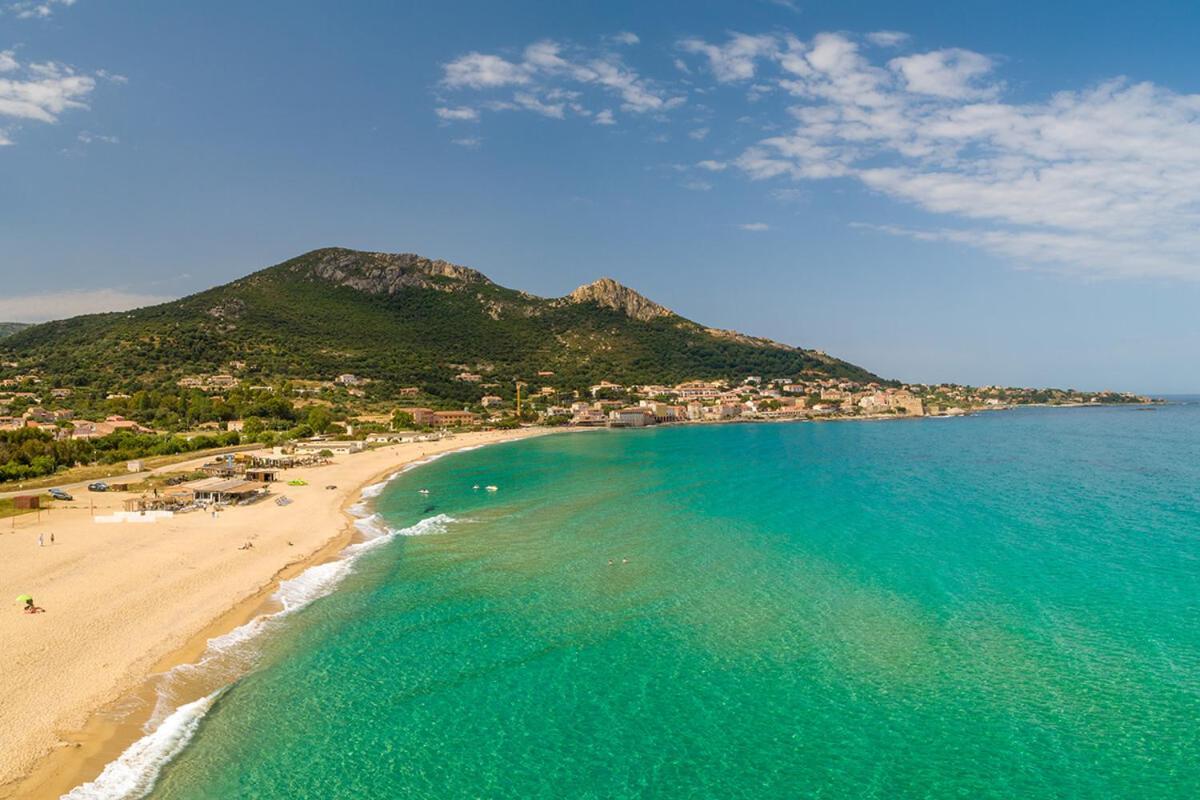 Studio tout équipé de 27m2, à 100m de la mer, et 500m des commerces Algajola  Esterno foto